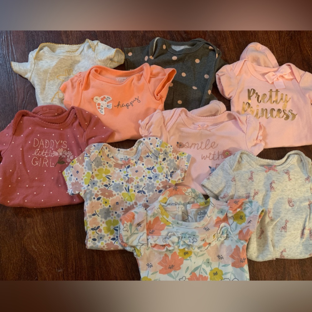 0-3 Mon onesies